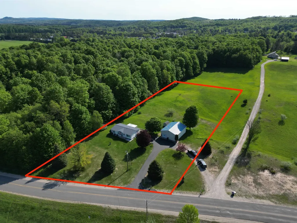 9101 S Nash Road Kasson Township MI 49664