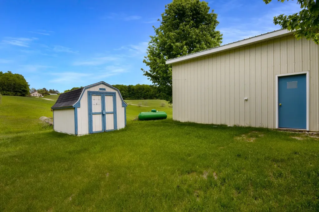 9101 S Nash Road Kasson Township MI 49664