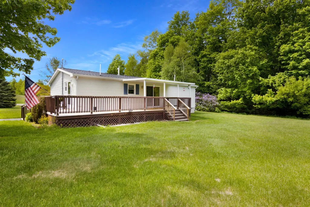 9101 S Nash Road Kasson Township MI 49664