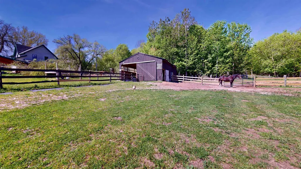 8807 Rogers Road South Arm Township MI 49727