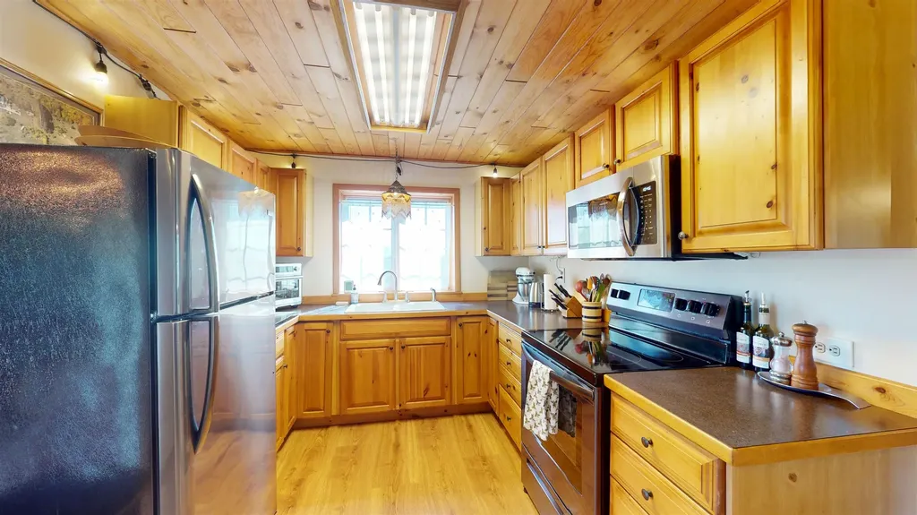 8807 Rogers Road South Arm Township MI 49727