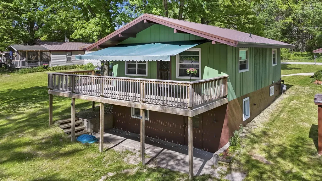 10864 Redman Drive Clam Lake Township MI 49601