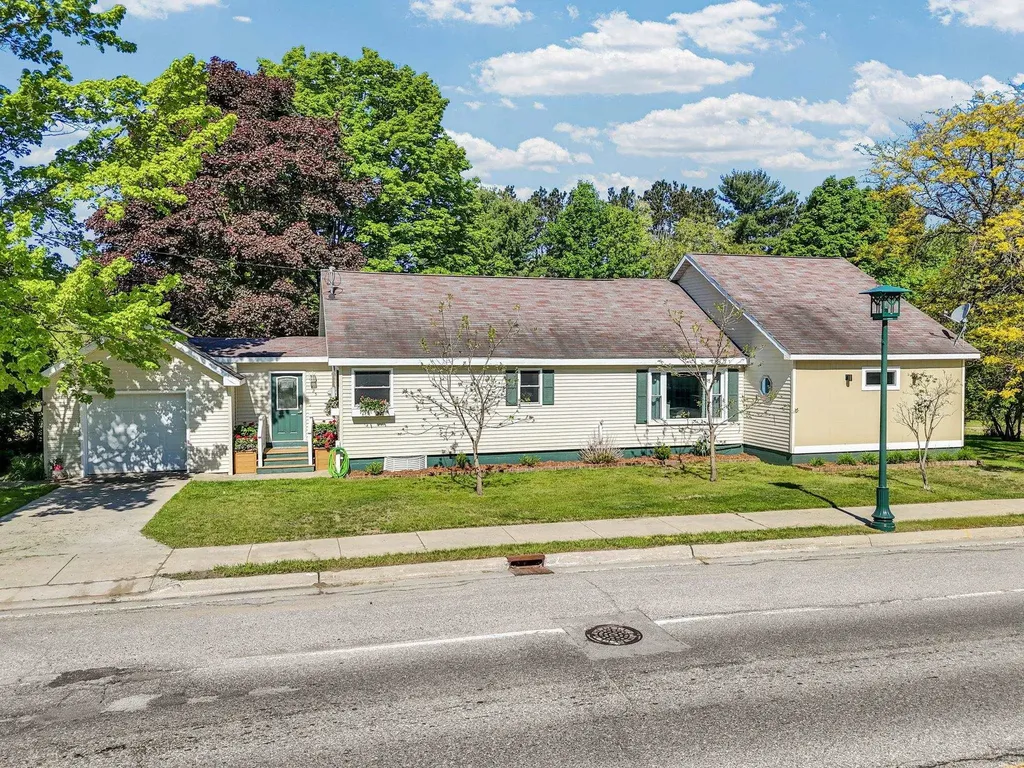 425 N Brownson Avenue Paradise Township MI 49649