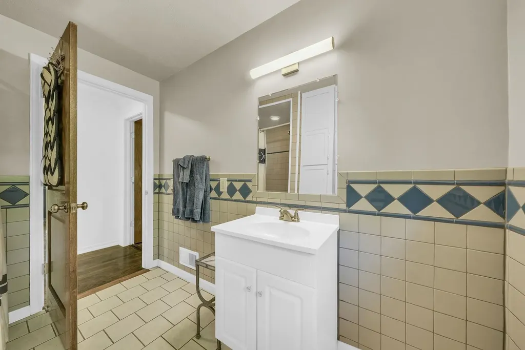 425 N Brownson Avenue Paradise Township MI 49649