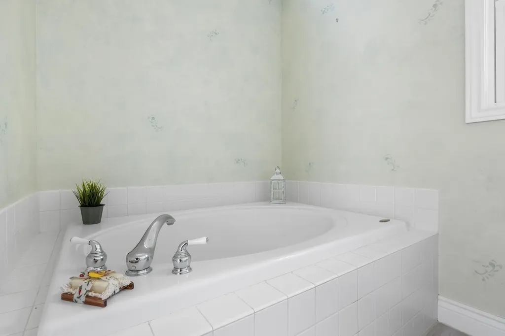 2866 E Crown Drive Garfield Charter Township MI 49685