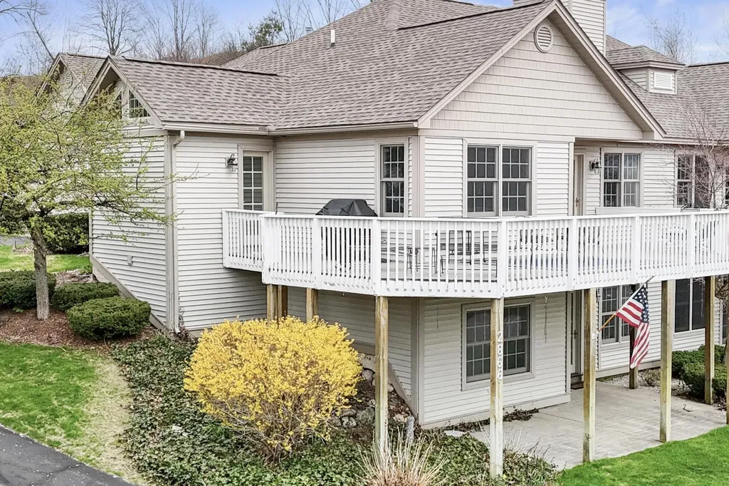 2866 E Crown Drive Garfield Charter Township MI 49685