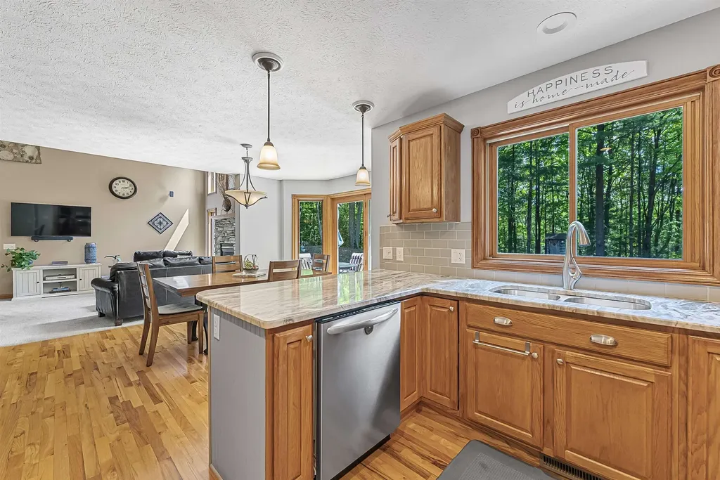 4340 Hampshire Drive Acme Township MI 49690