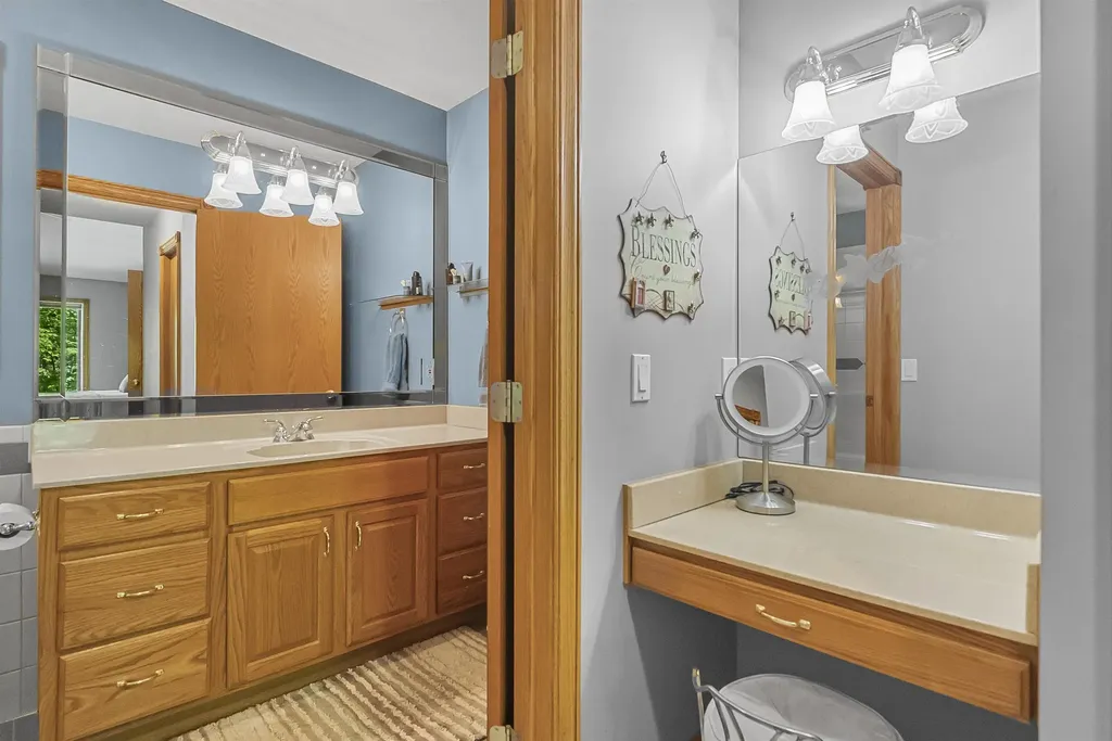 4340 Hampshire Drive Acme Township MI 49690