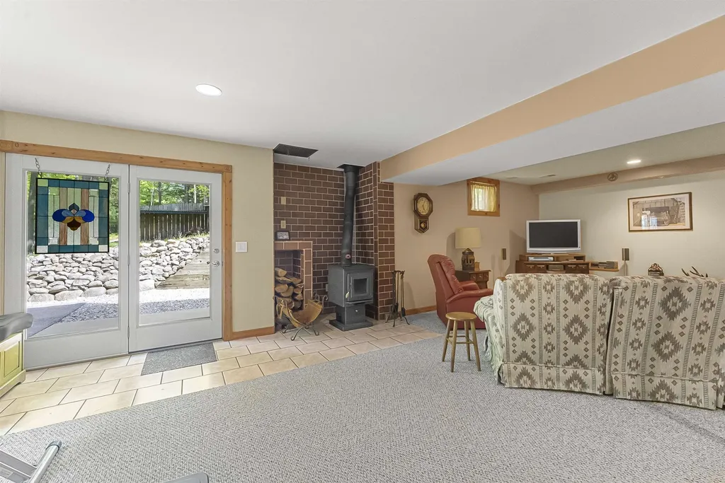 4340 Hampshire Drive Acme Township MI 49690
