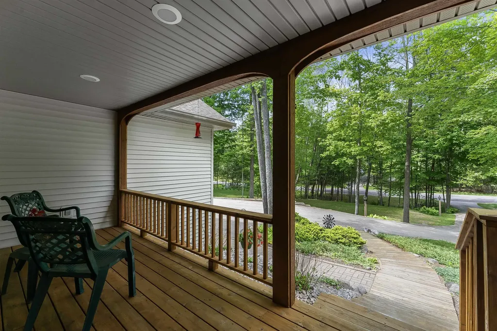 4340 Hampshire Drive Acme Township MI 49690