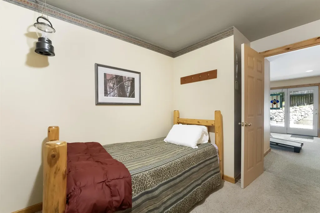 4340 Hampshire Drive Acme Township MI 49690