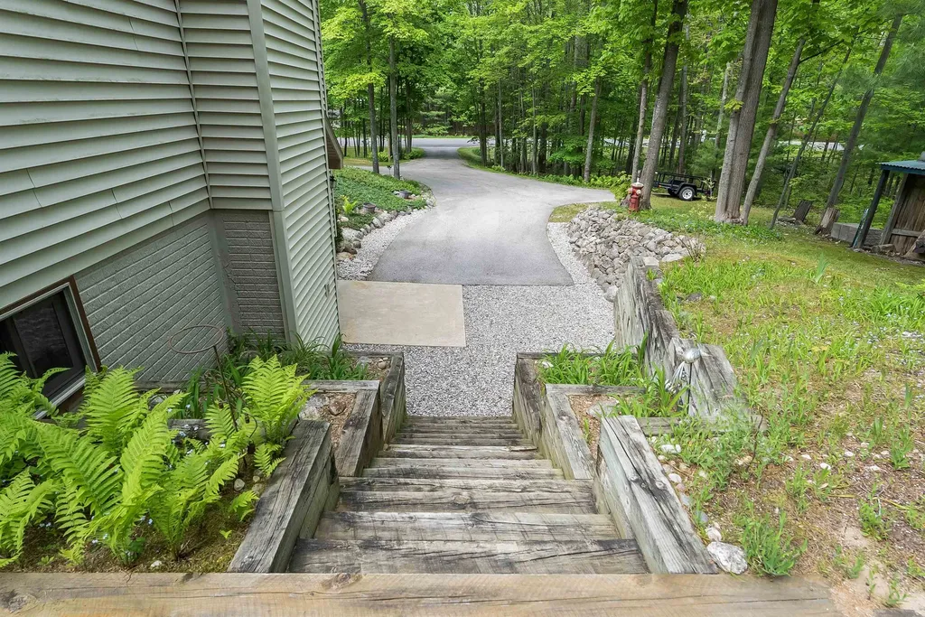 4340 Hampshire Drive Acme Township MI 49690