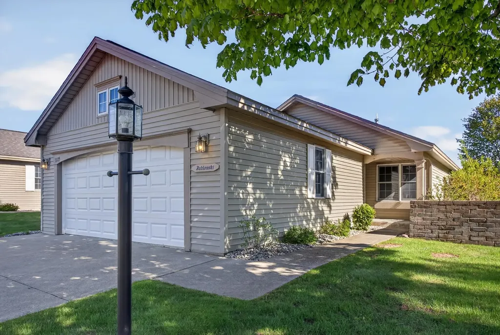 1175 Hemingway Lane Garfield Charter Township MI 49686