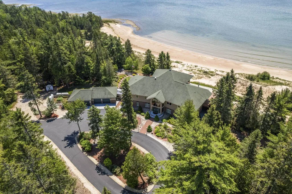 5343 Michibay Drive Manistique Township MI 49854
