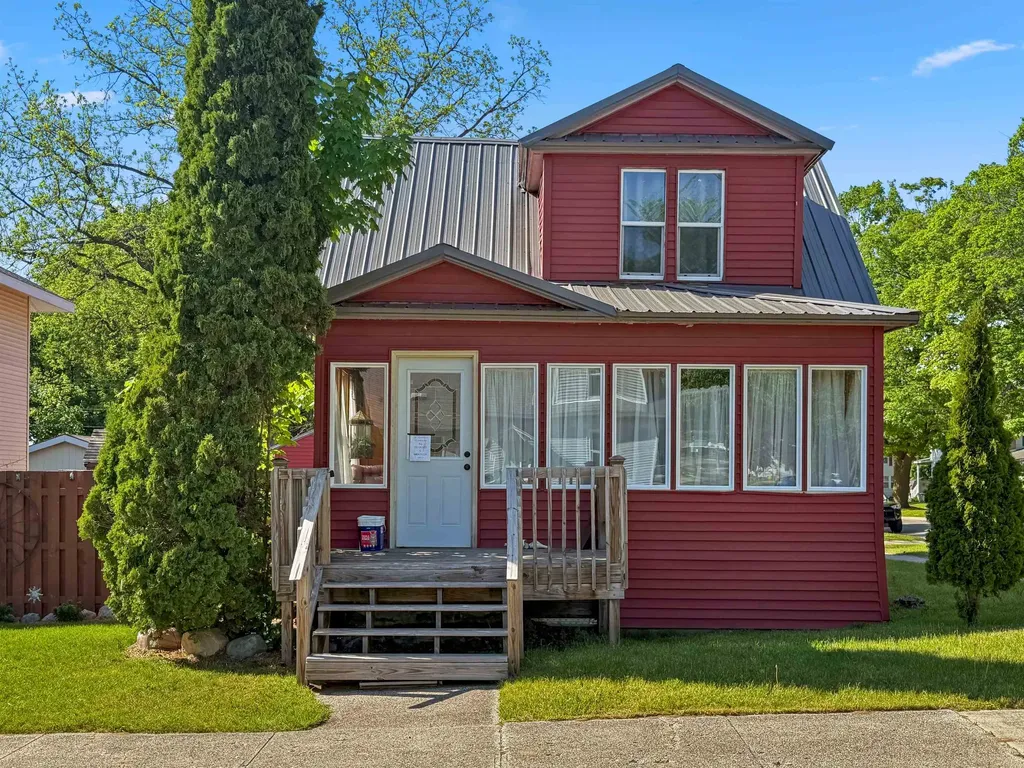 123 E Bremer Street Cadillac City MI 49601