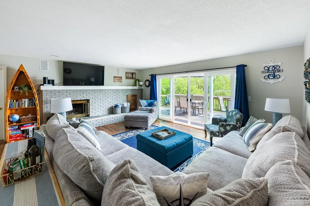 9865 SW Torch Lake Drive Milton Township MI 49676
