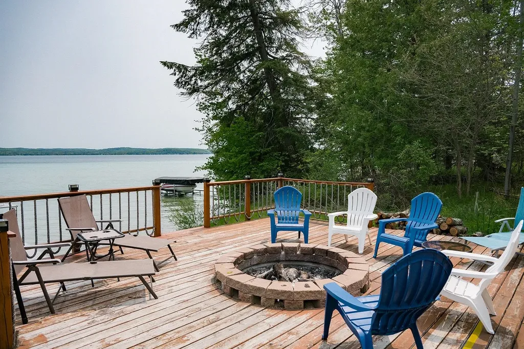 9865 SW Torch Lake Drive Milton Township MI 49676