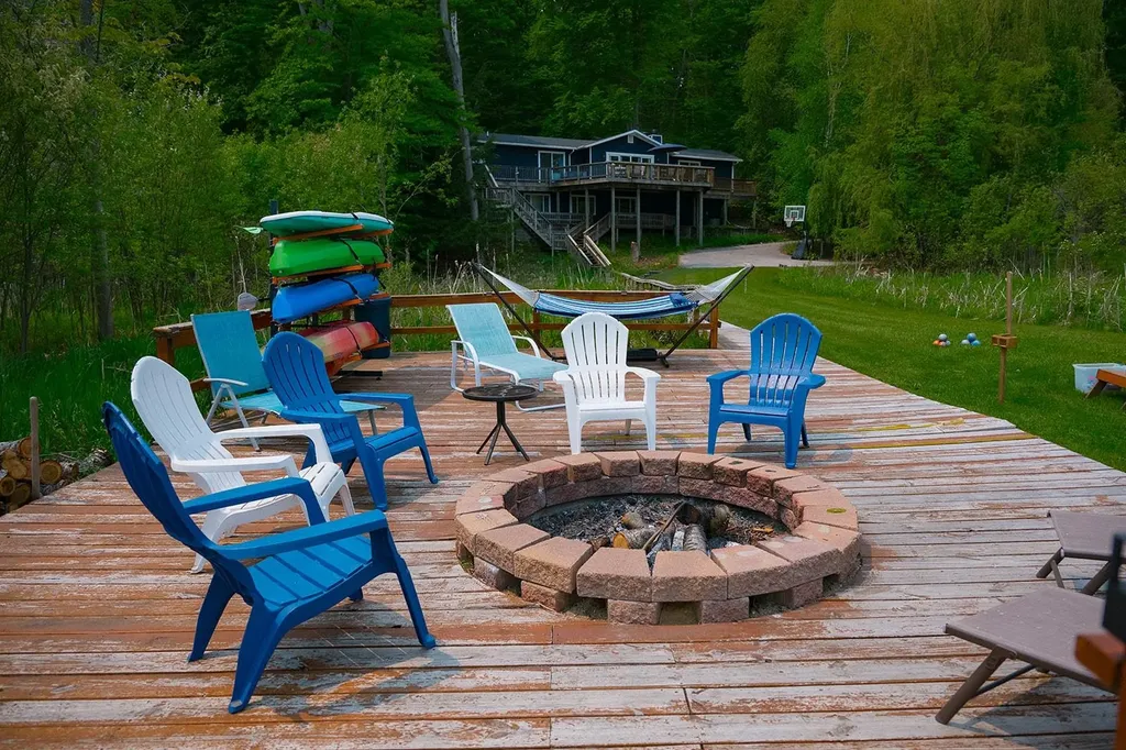 9865 SW Torch Lake Drive Milton Township MI 49676