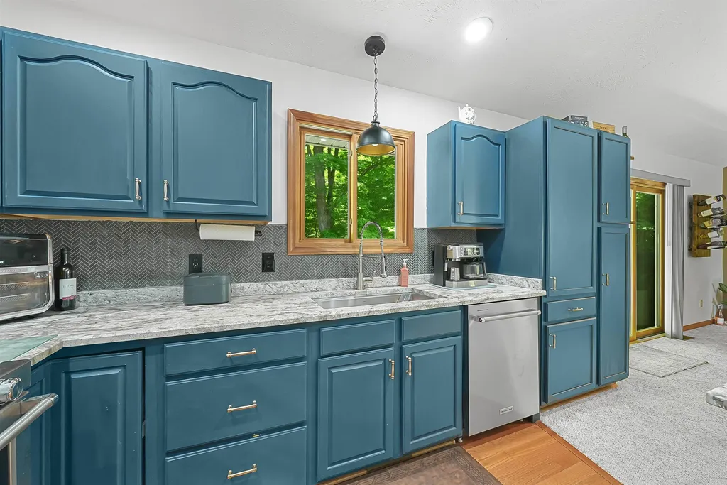10159 Council Oak Drive Peninsula Township MI 49686