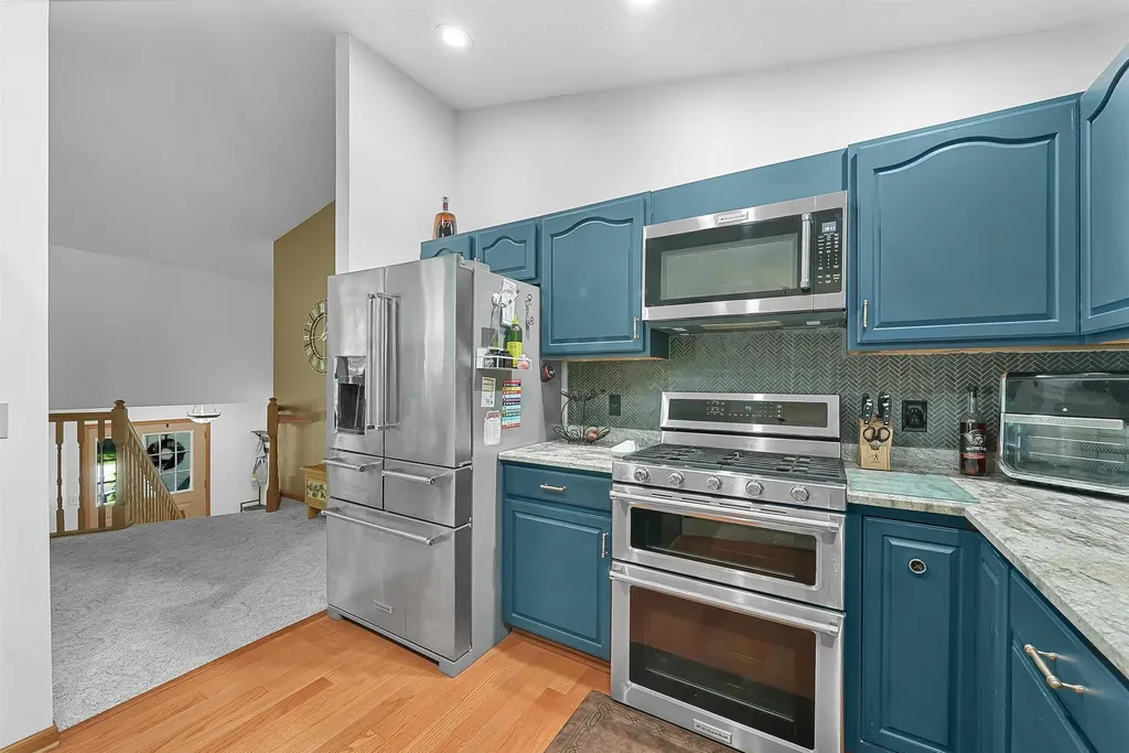 10159 Council Oak Drive Peninsula Township MI 49686