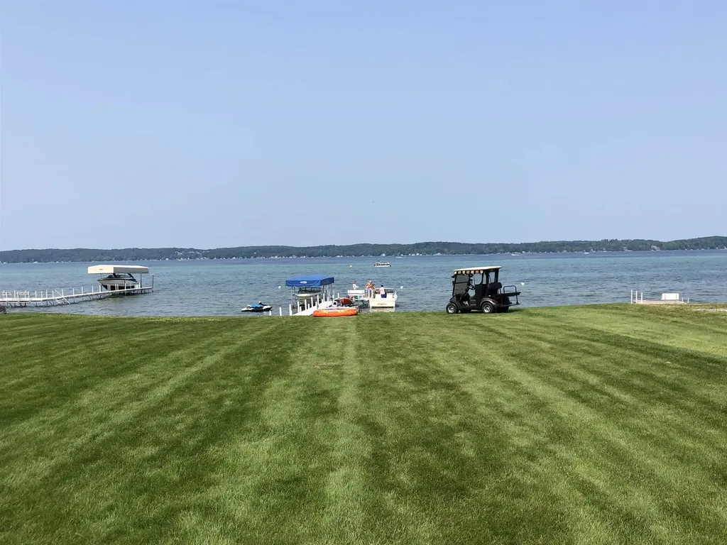 Tbd SE Torch Lake Drive Helena Township MI 49612
