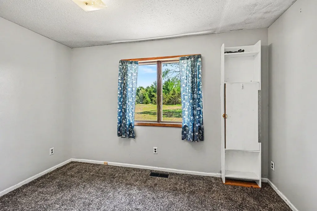 5156 Kellie Street Springville Township MI 49668
