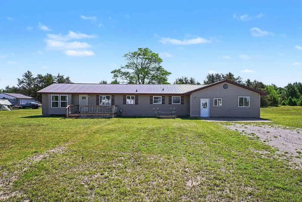 5156 Kellie Street Springville Township MI 49668