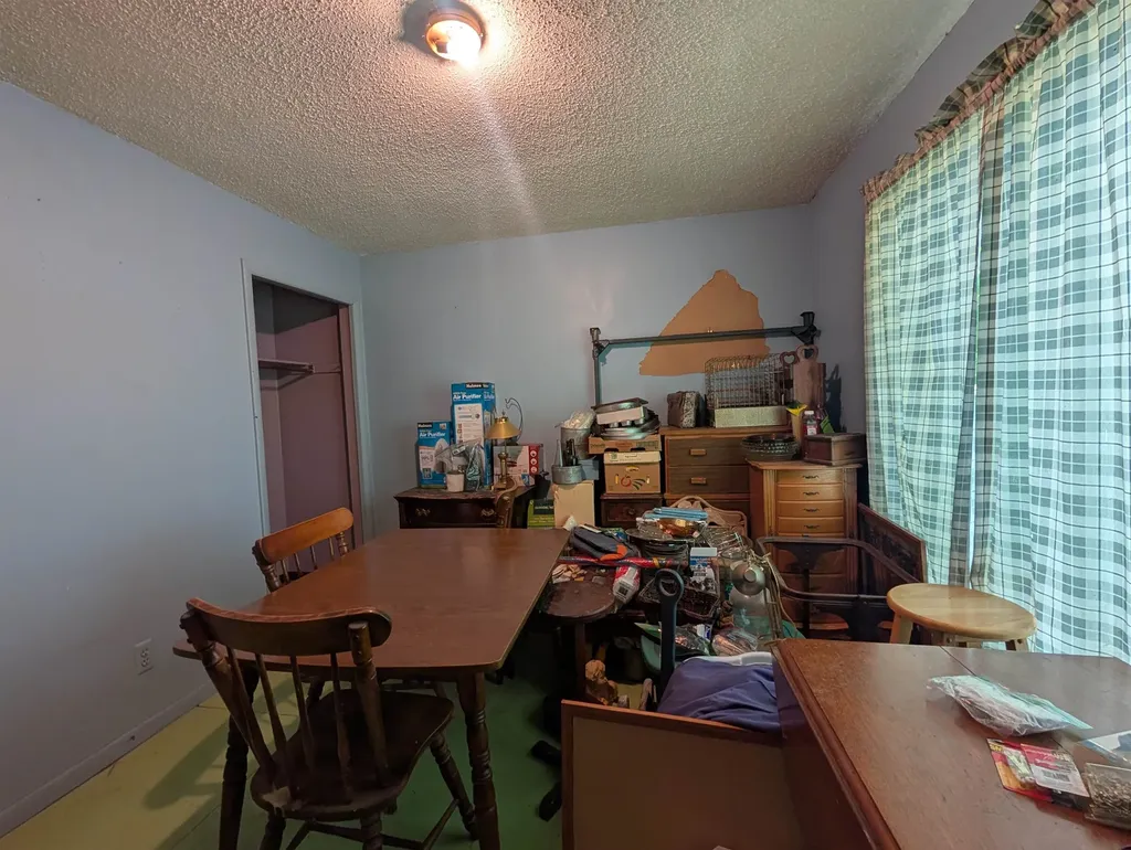 5527 Old Maple Trail Blair Township MI 49637