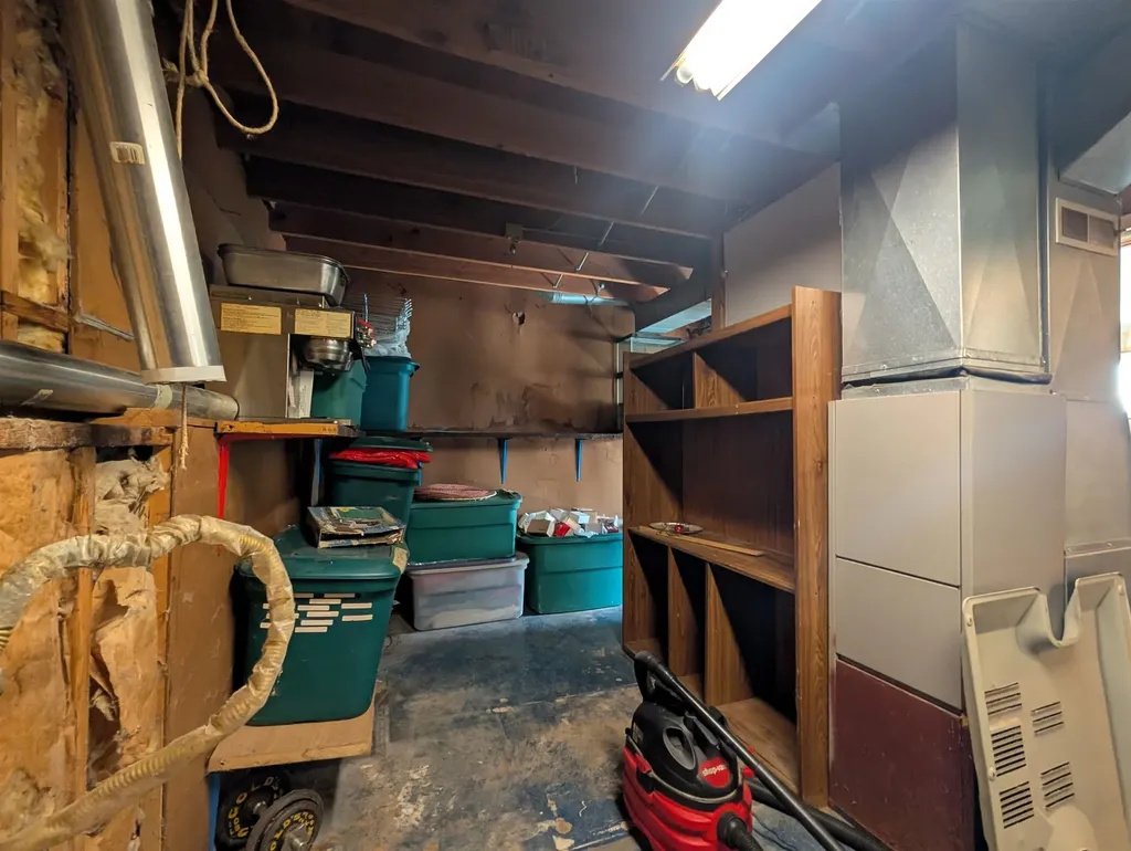 5527 Old Maple Trail Blair Township MI 49637