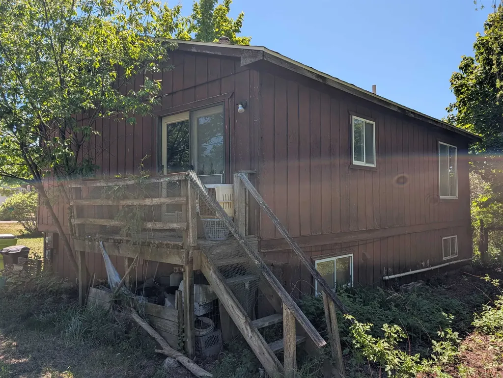 5527 Old Maple Trail Blair Township MI 49637