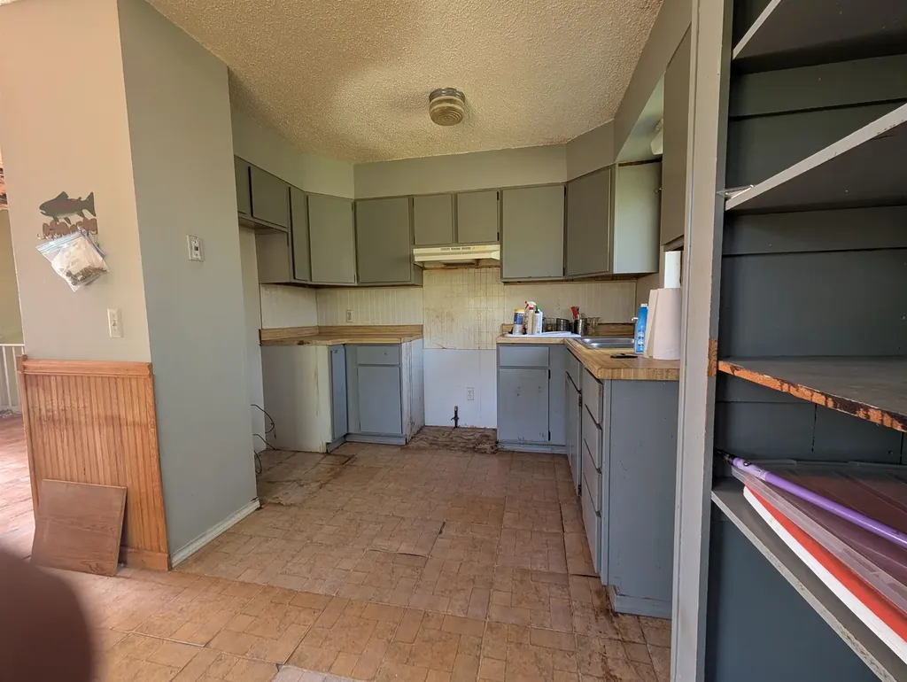 5527 Old Maple Trail Blair Township MI 49637