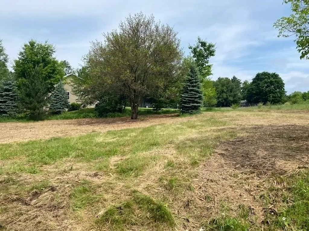#4 Lyns Court Elk Rapids Township MI 49690
