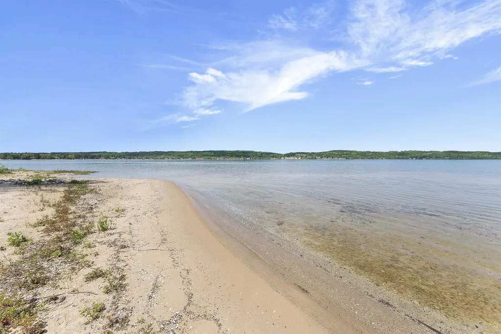 737 S Stony Point Road Suttons Bay Township MI 49682