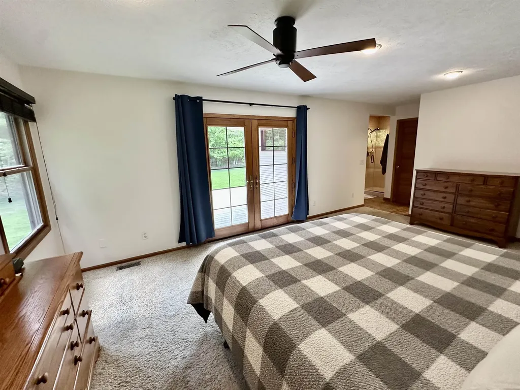 9644 Bobbys Trail Long Lake Township MI 49684