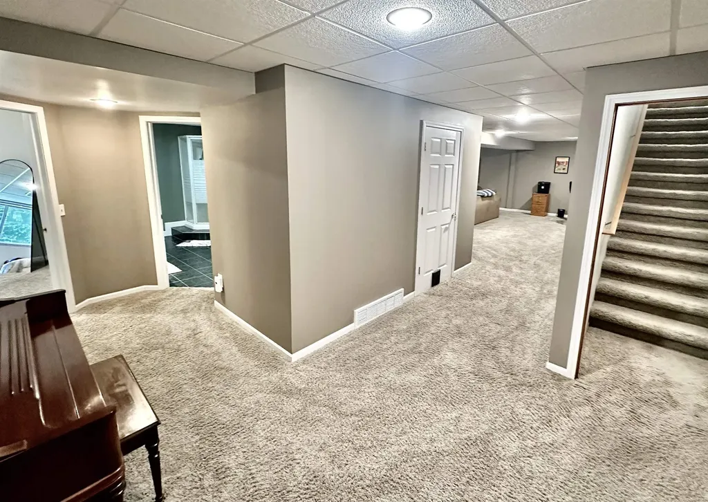 9644 Bobbys Trail Long Lake Township MI 49684