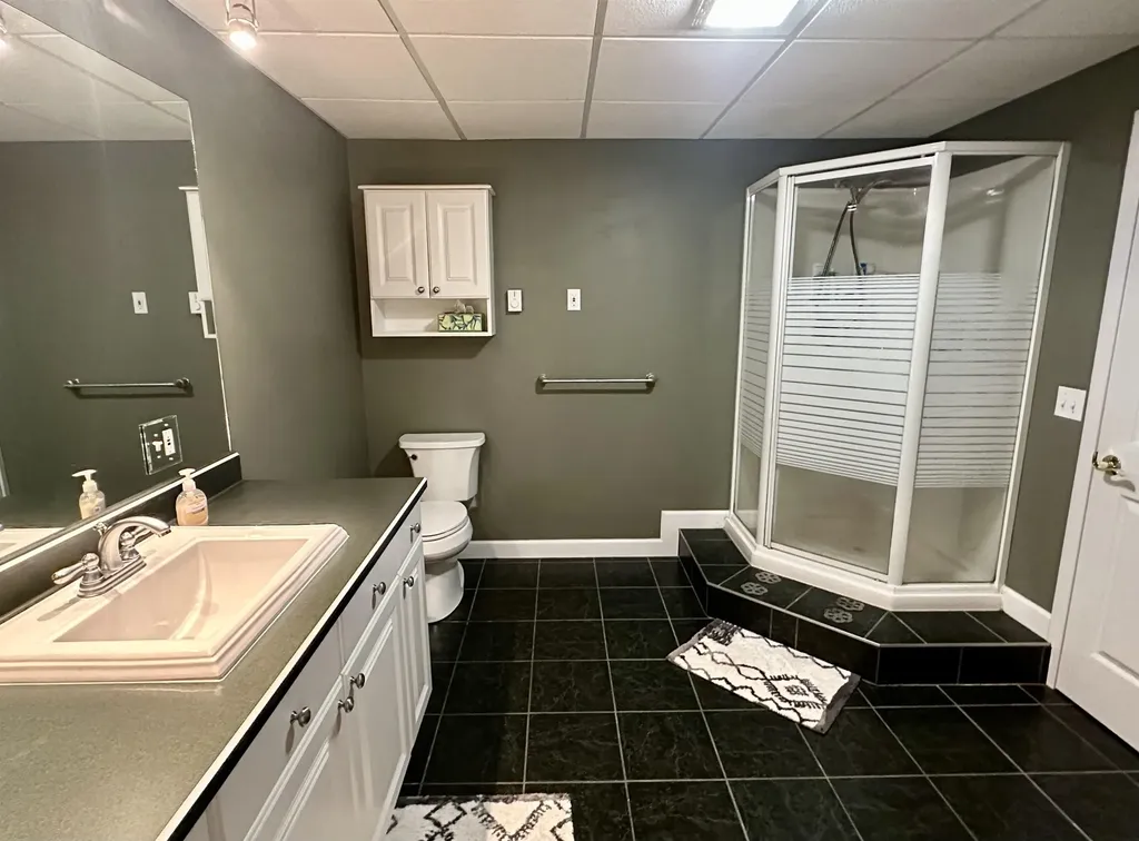9644 Bobbys Trail Long Lake Township MI 49684