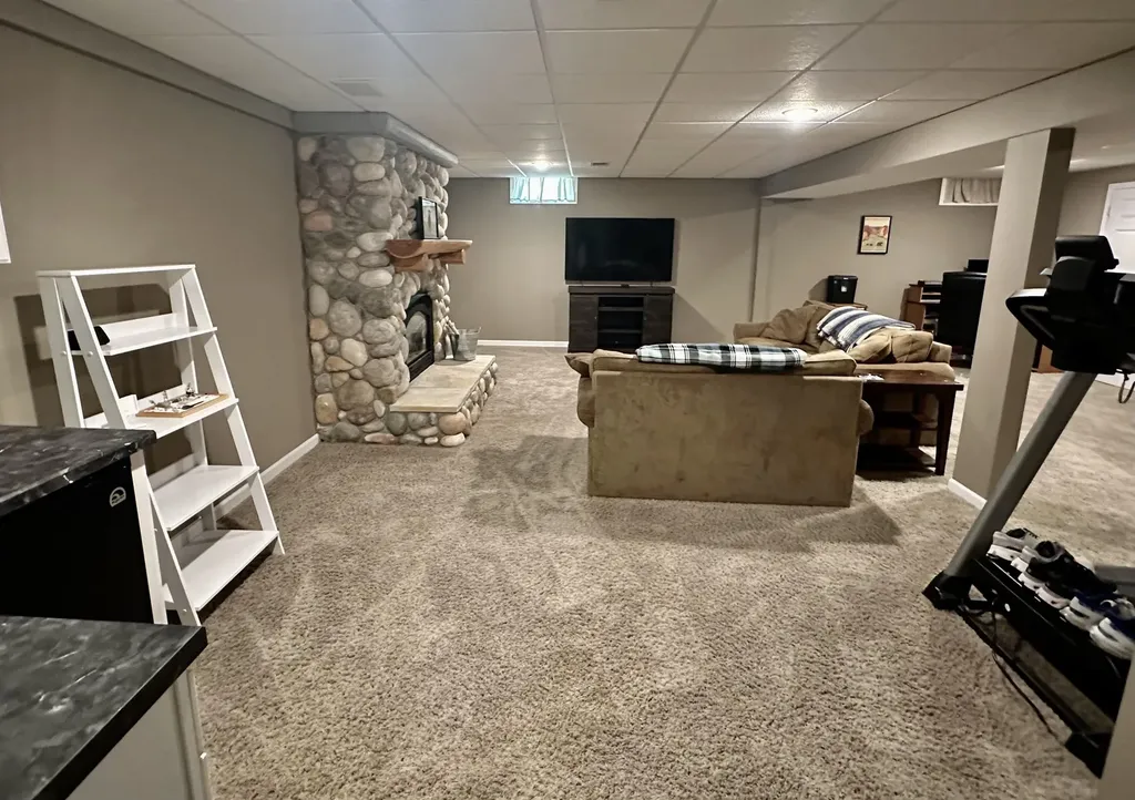 9644 Bobbys Trail Long Lake Township MI 49684