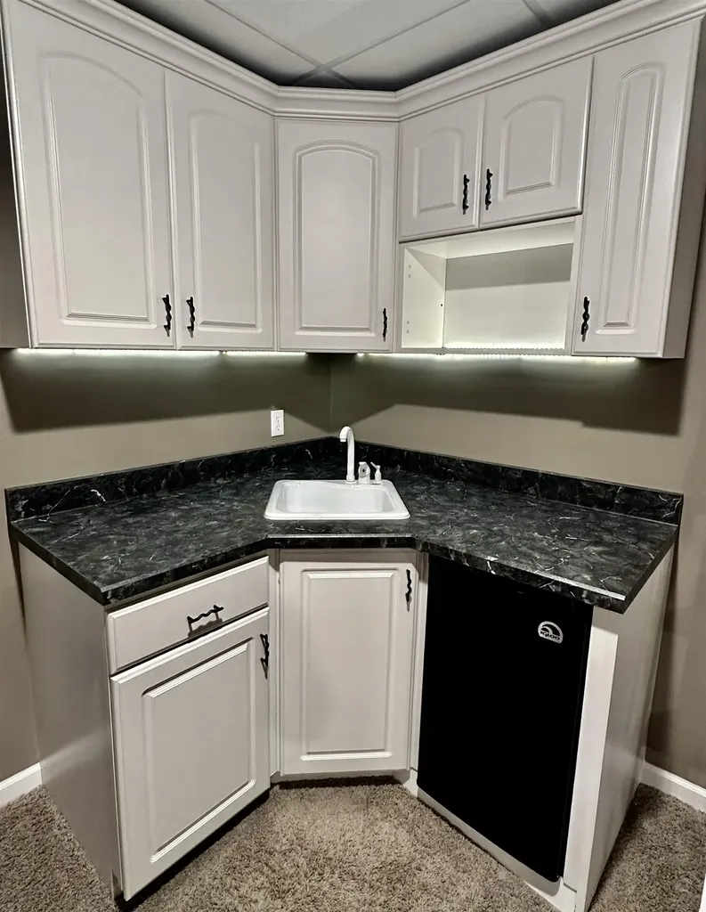9644 Bobbys Trail Long Lake Township MI 49684