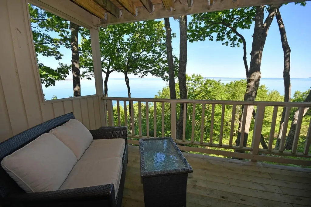 9 Ridge Top Glen Arbor Township MI 49636