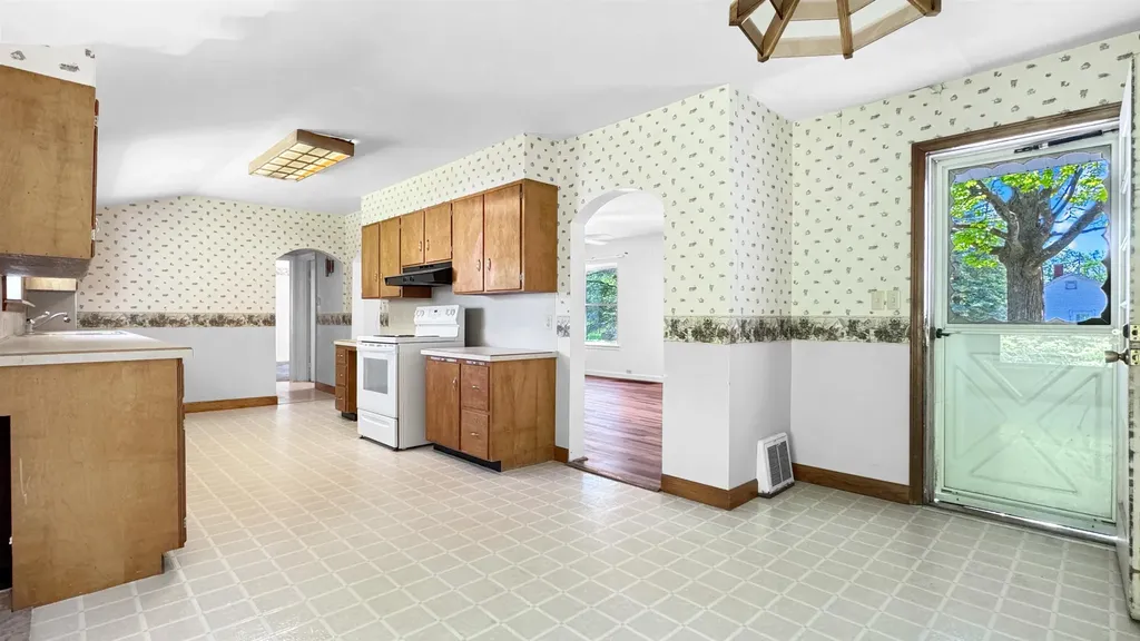 613 Waldo Street Cadillac City MI 49601
