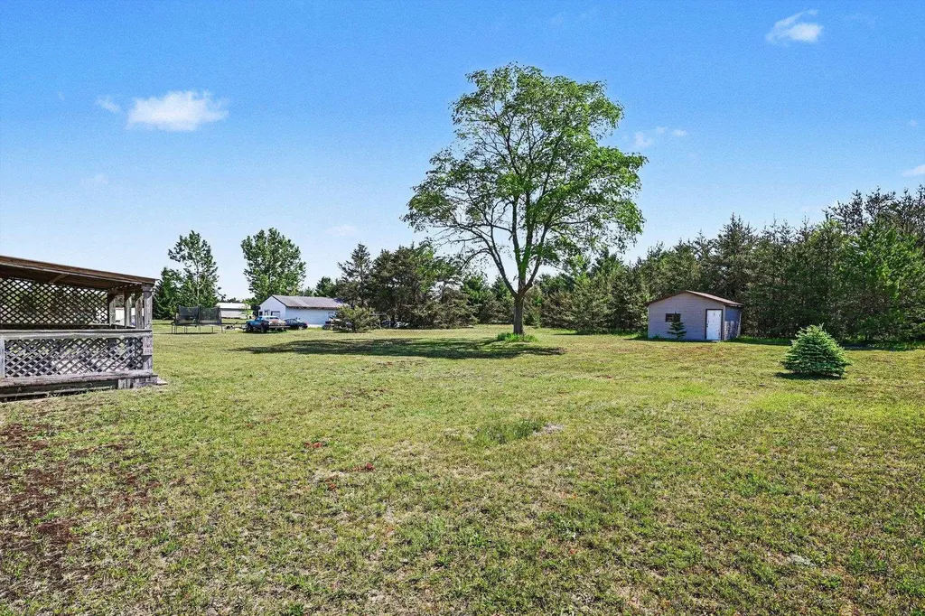 5156 Kellie Street Springville Township MI 49668