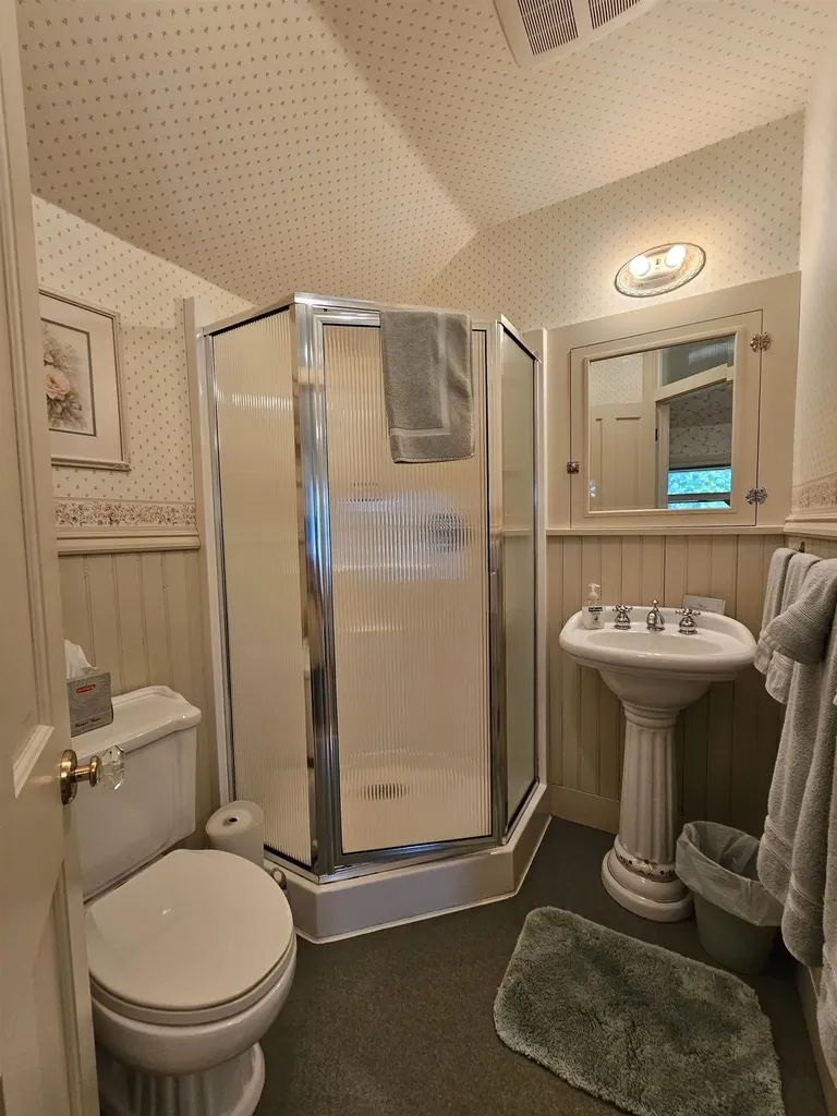 230 Wellington Traverse City City MI 49686