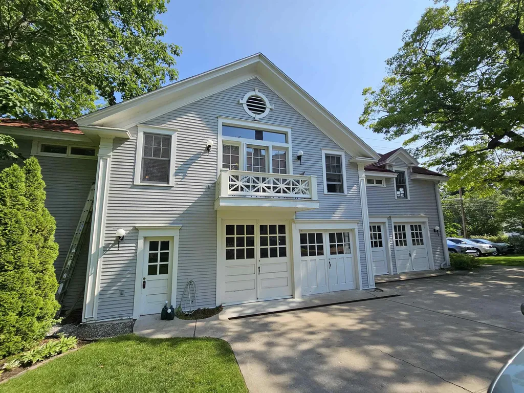 230 Wellington Traverse City City MI 49686