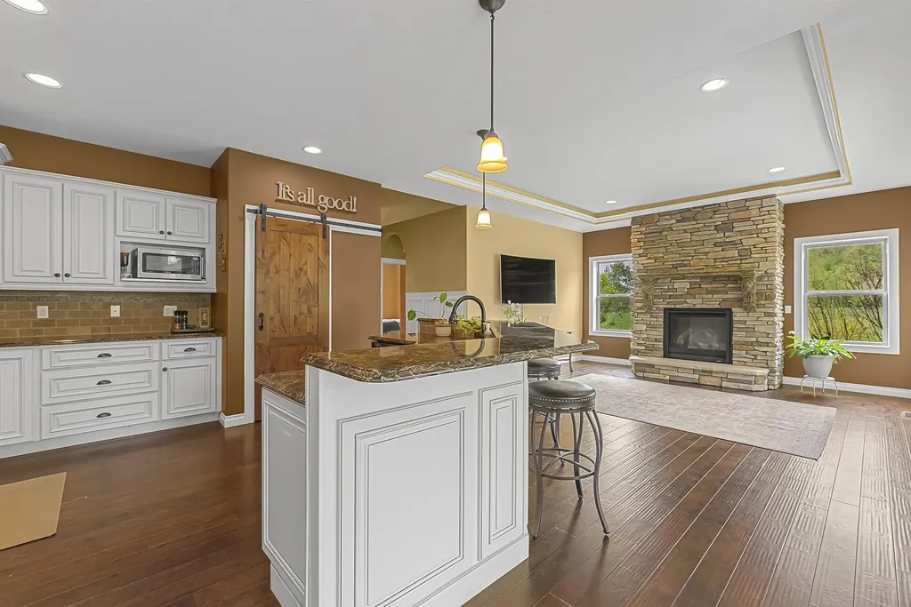 3251 Huellmantel Drive Long Lake Township MI 49685