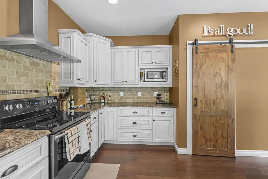 3251 Huellmantel Drive Long Lake Township MI 49685