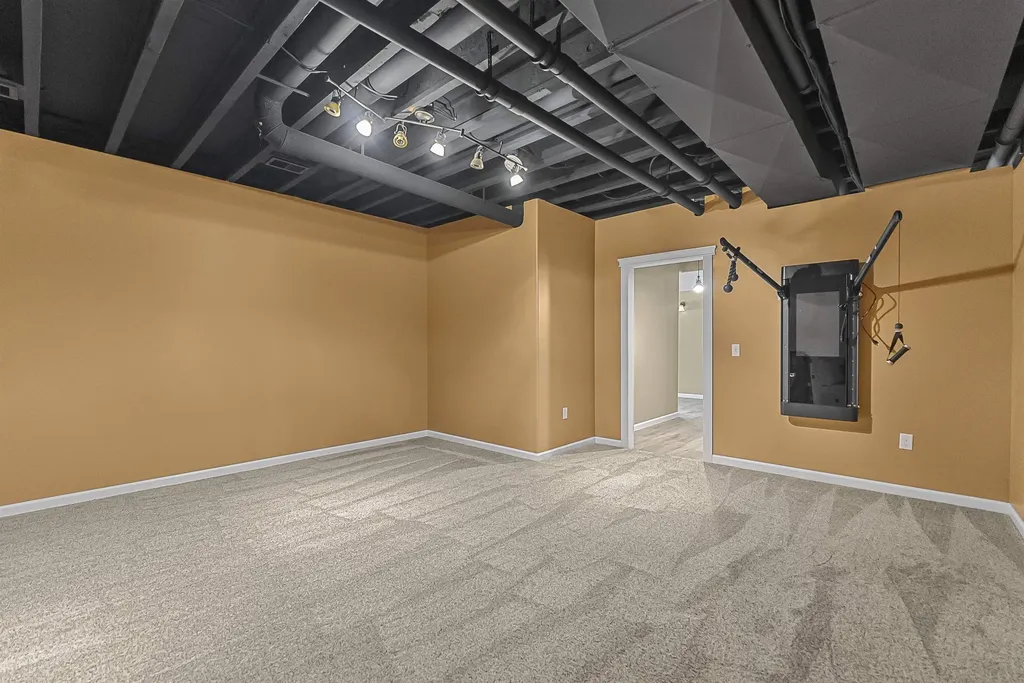 3251 Huellmantel Drive Long Lake Township MI 49685