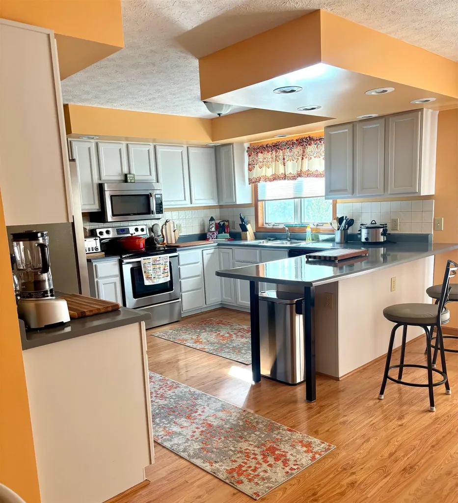 5505 Indian Trail Blaine Township MI 49635