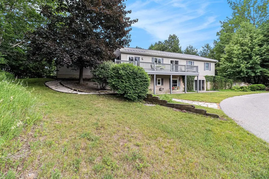 5505 Indian Trail Blaine Township MI 49635