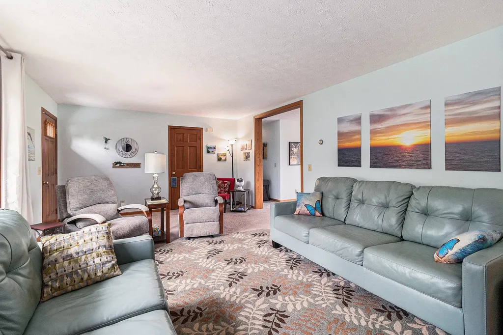 5505 Indian Trail Blaine Township MI 49635