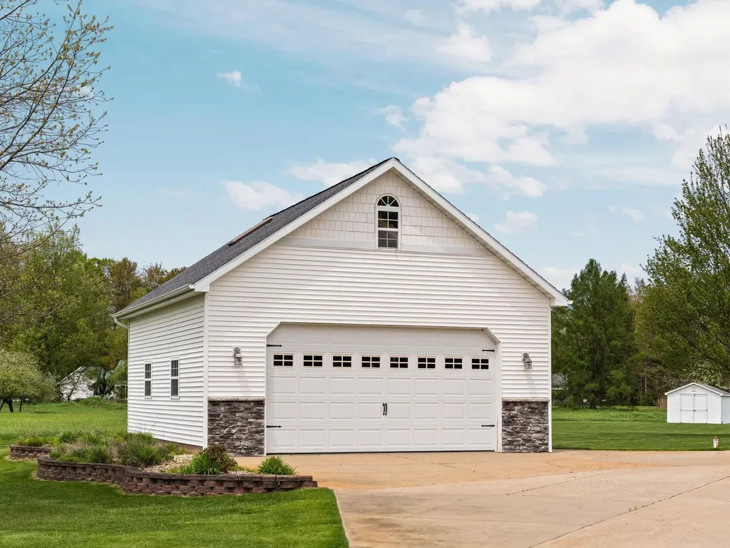 8480 Farm Lane Cherry Grove Township MI 49601